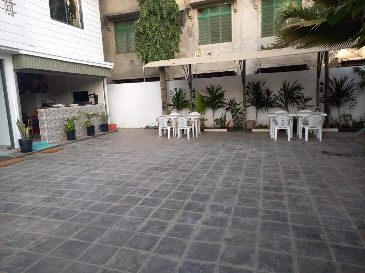 6 Park Retreat Hotel Mombasa Eksteriør billede