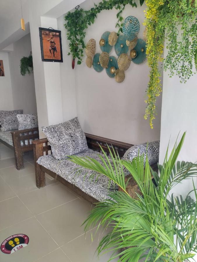 6 Park Retreat Hotel Mombasa Eksteriør billede