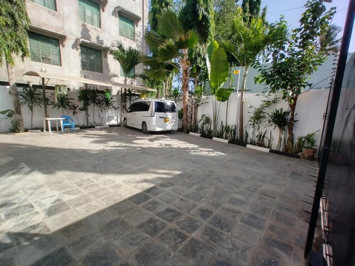 6 Park Retreat Hotel Mombasa Eksteriør billede